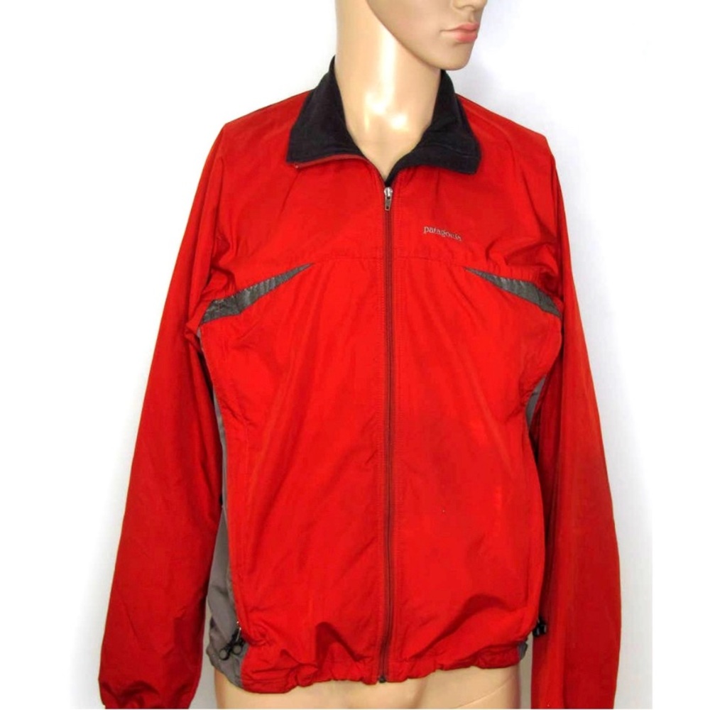 Patagonia red and gray windbreaker